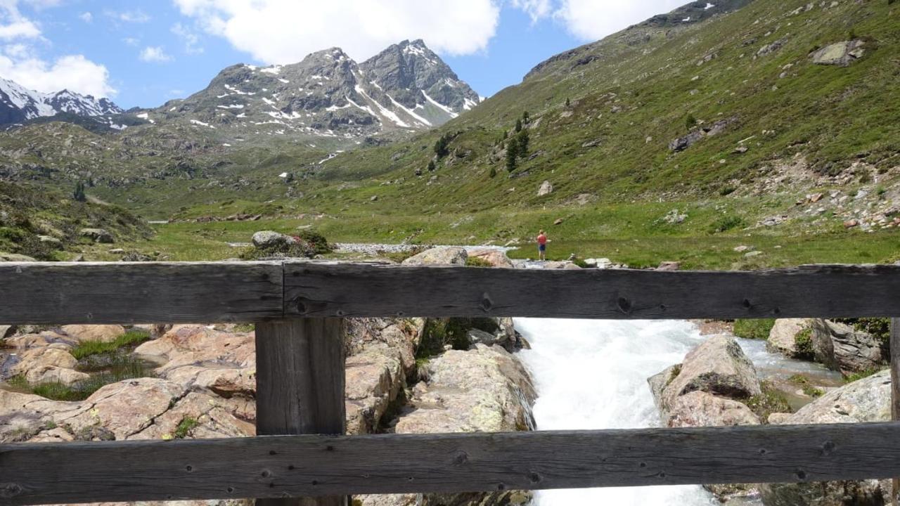 Apart Raich Prutz Exteriör bild
