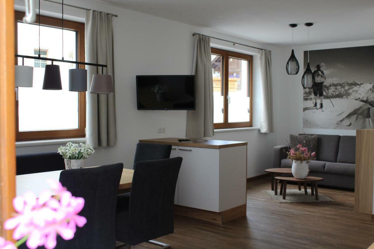 Apart Raich Prutz Exteriör bild